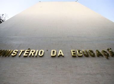 Ministro da Educação culpa gestores anteriores por corte de mais de R$ 1 bi em orçamento 