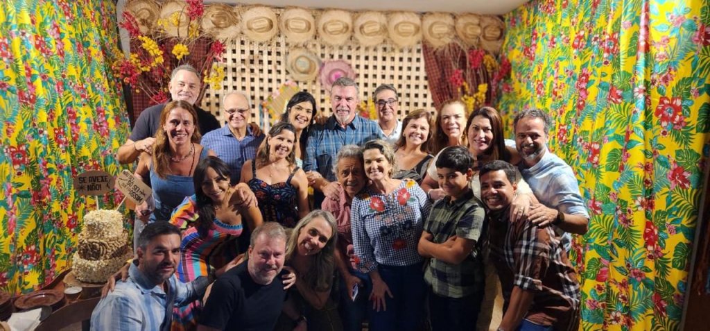 Fred Carmel Celebra com festa surpresa