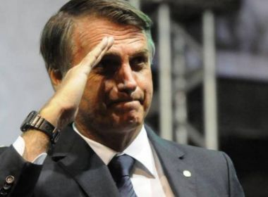 Bolsonaro culpa doadores por erros e diz que fez campanha barata