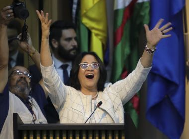 'Estado é laico, mas esta ministra é terrivelmente cristã', afirma Damares Alves