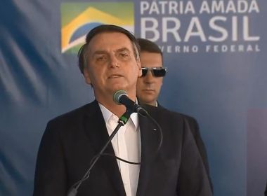 'Eu não estou no Nordeste, estou no Brasil', diz Bolsonaro em discurso em Petrolina