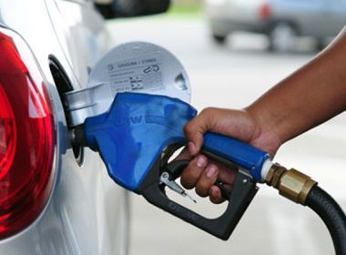 Petrobras anuncia redução do preço da gasolina nas refinarias