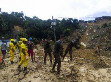 Pernambuco tem 106 pessoas mortas e outras 10 desaparecidas após fortes chuvas
