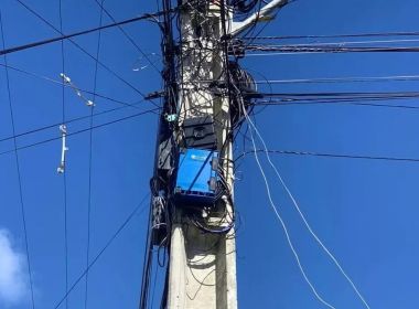 PM encontra câmera escondida instalada em poste no bairro de Periperi, em Salvador
