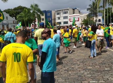 Bolsonaristas vão à Mouraria em Salvador; Grupo não aceita derrota de atual presidente